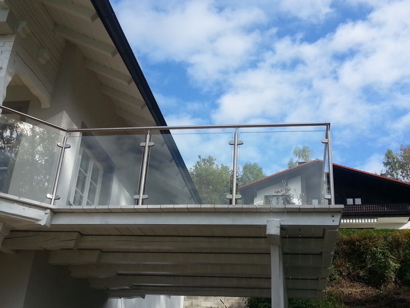 Transparente Glasgeländer